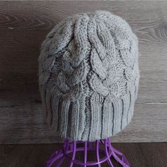 Under Armour Cable Knit Women's Beanie Hat Cap Fleece Lined Gray Winter - Picture 3 of 5